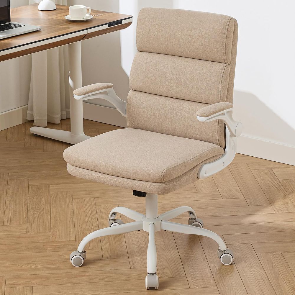 Małe krzesło biurkowe, wygodne – Office Furniture Zone recenzja i cena